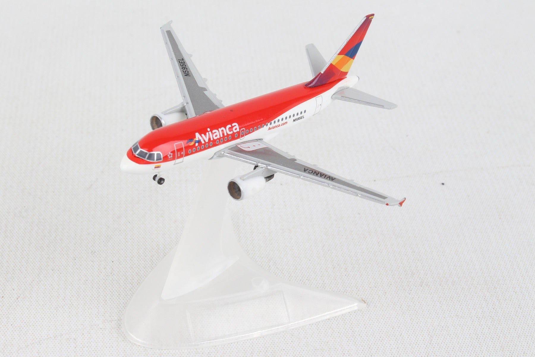Herpa Wings HE530088 Avianca A318 1/500