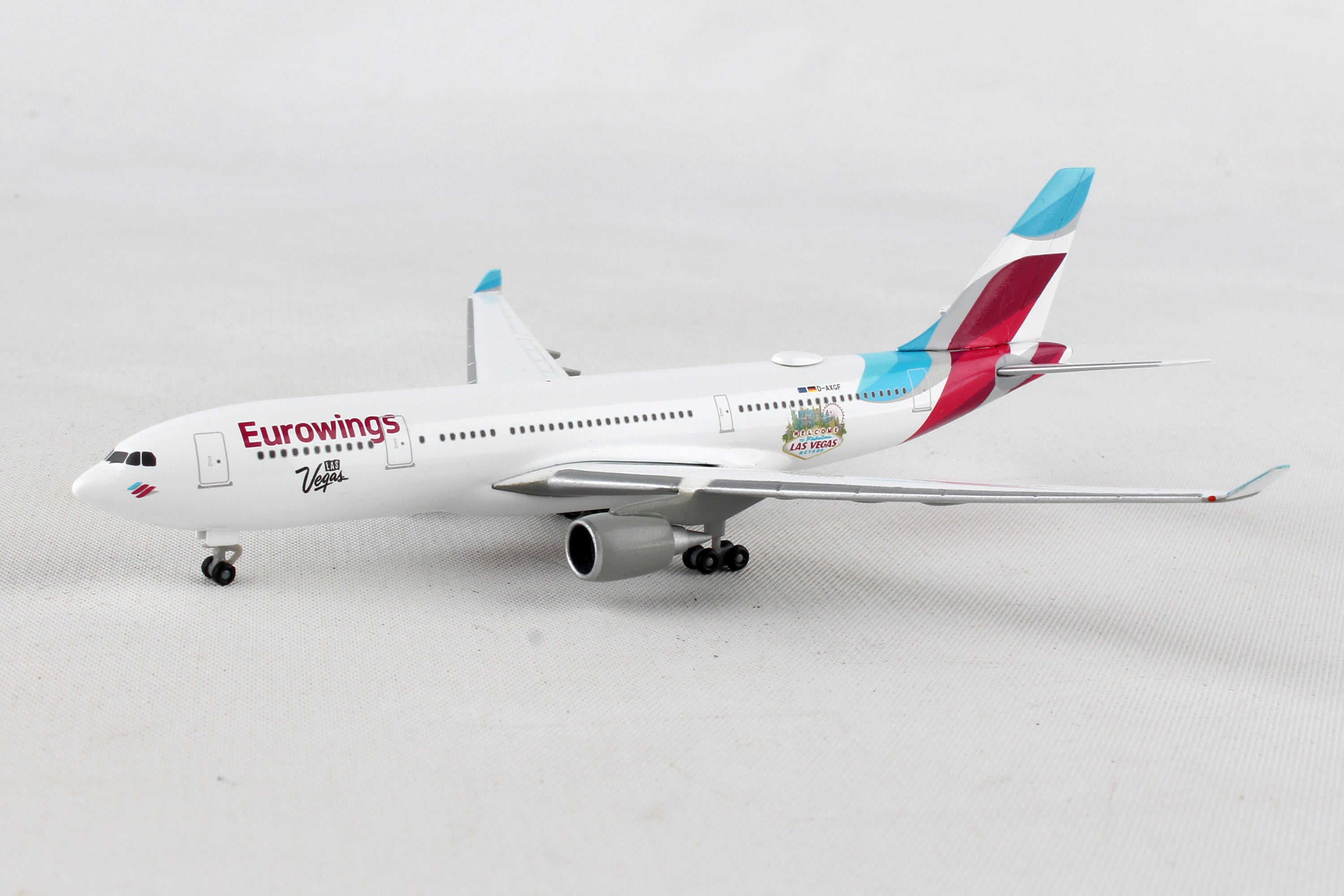 Herpa Wings HE531436 Eurowings A330-200 1/500 Las Vegas