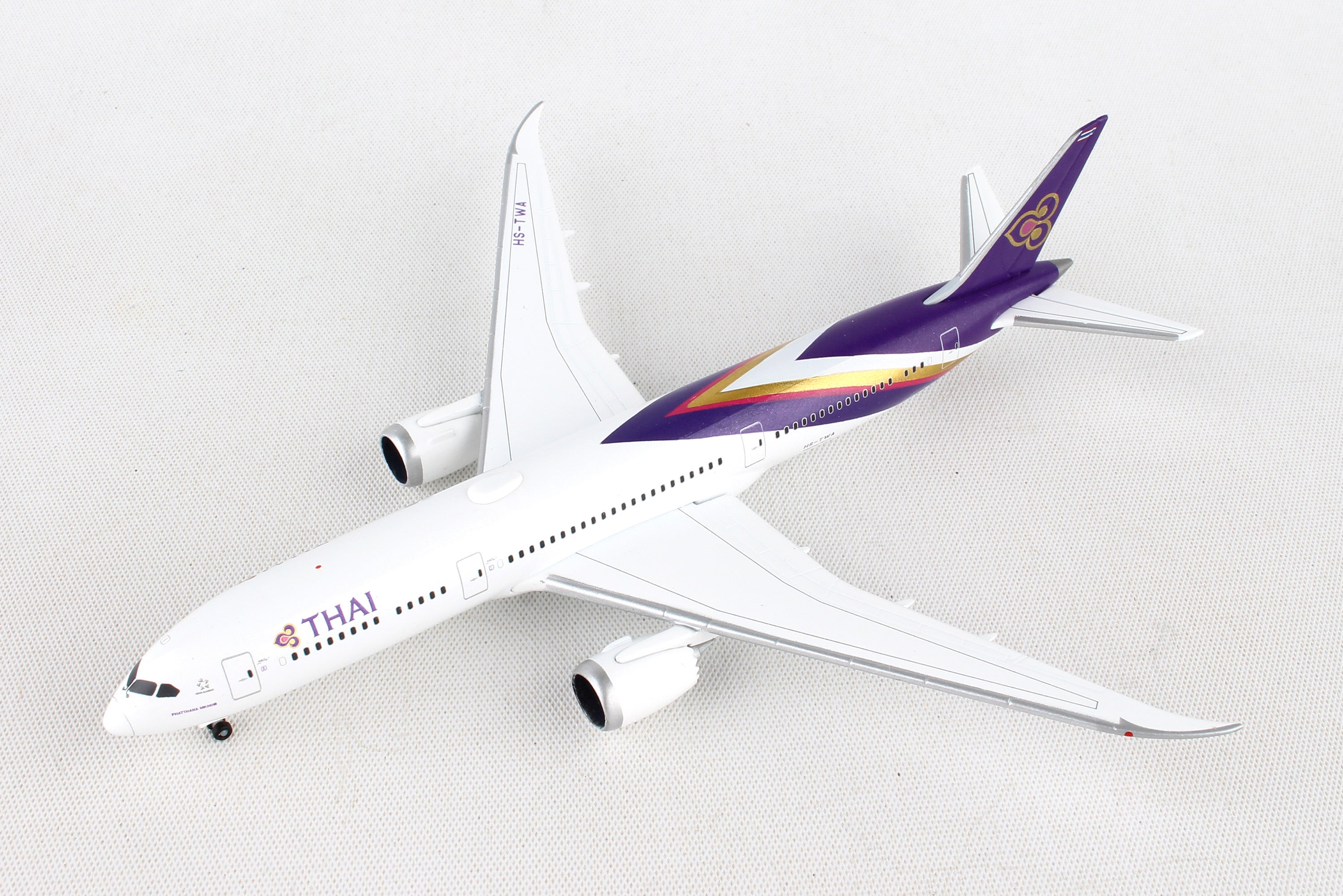 Herpa Wings HE531467 Thai 787-9 1/500