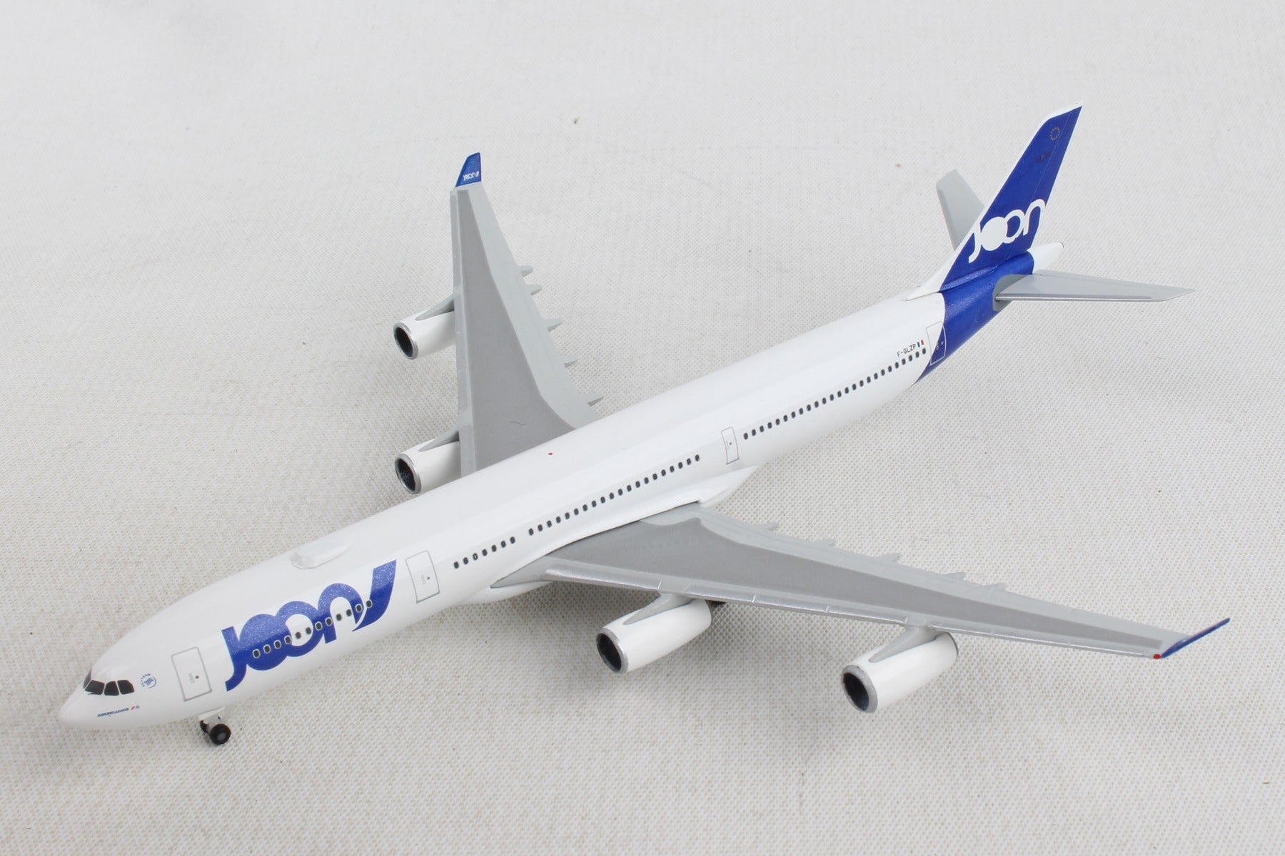 Herpa Wings HE532709 Joon A340-300 1/500