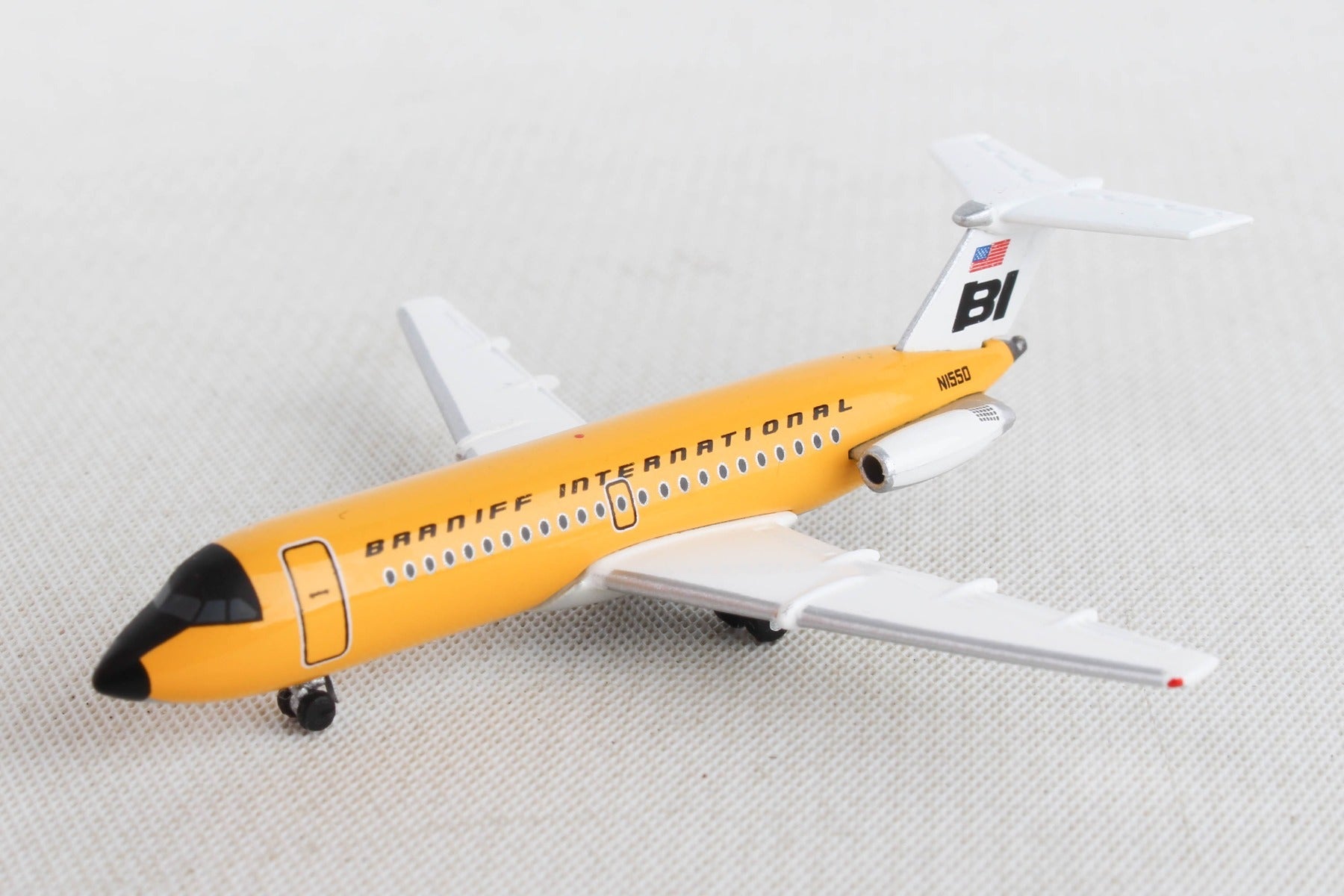 Herpa Wings HE533003 Braniff Bac1-11-200 1/500 Ochre