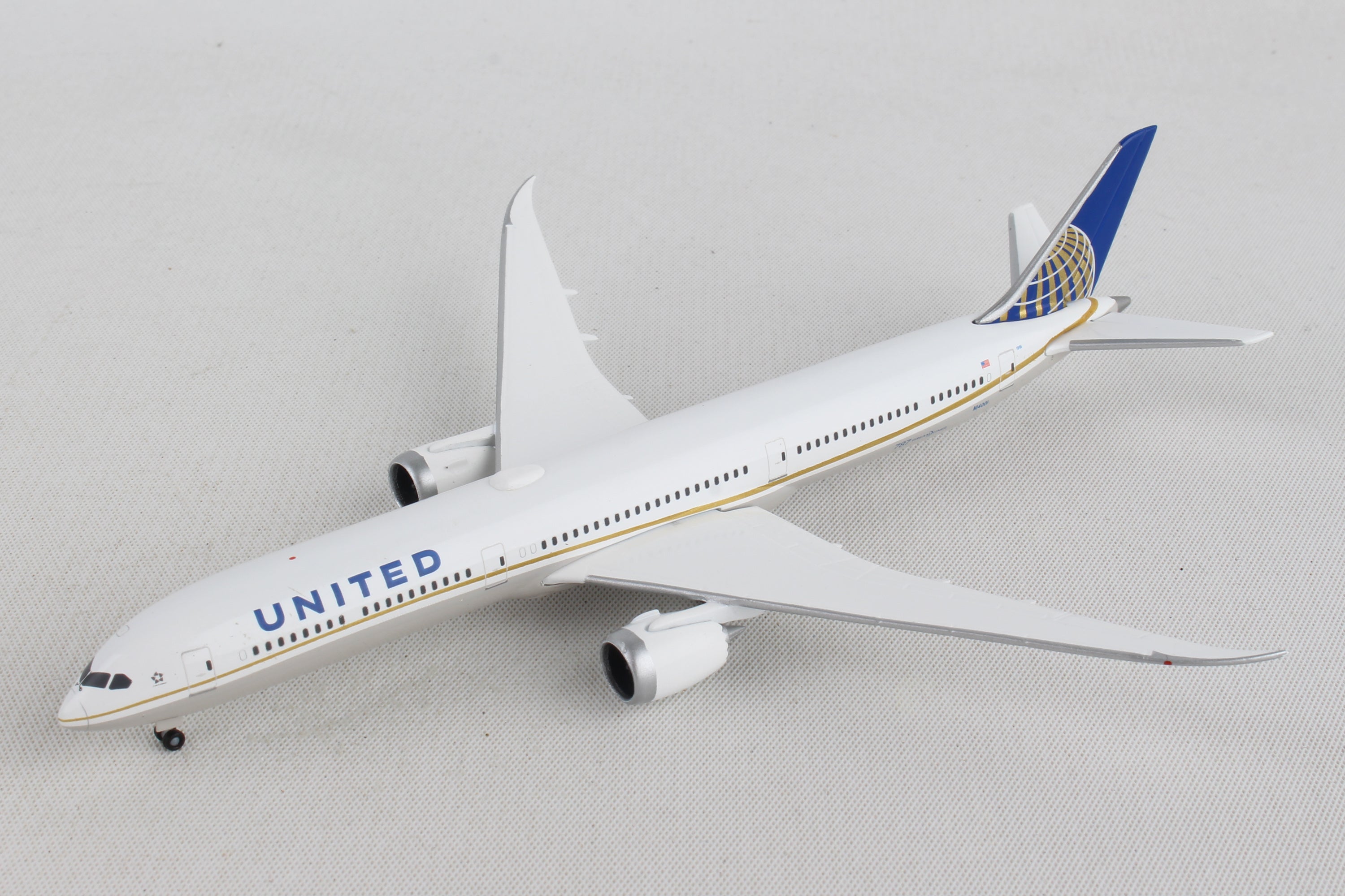 Herpa Wings HE533041 United 787-10 1/500