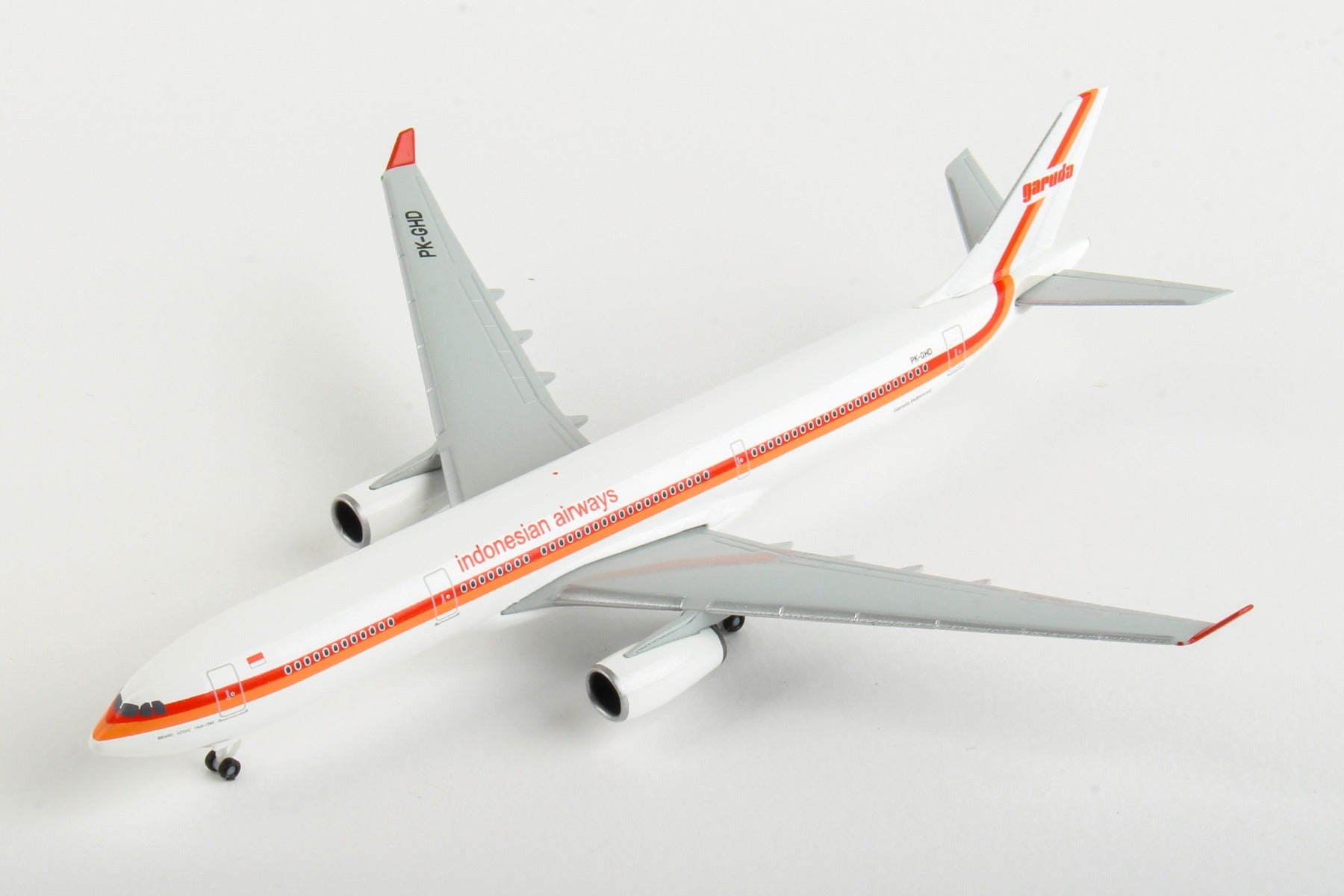 Herpa Wings HE533362 Garuda A330-300 1/500 70Th Retro Livery