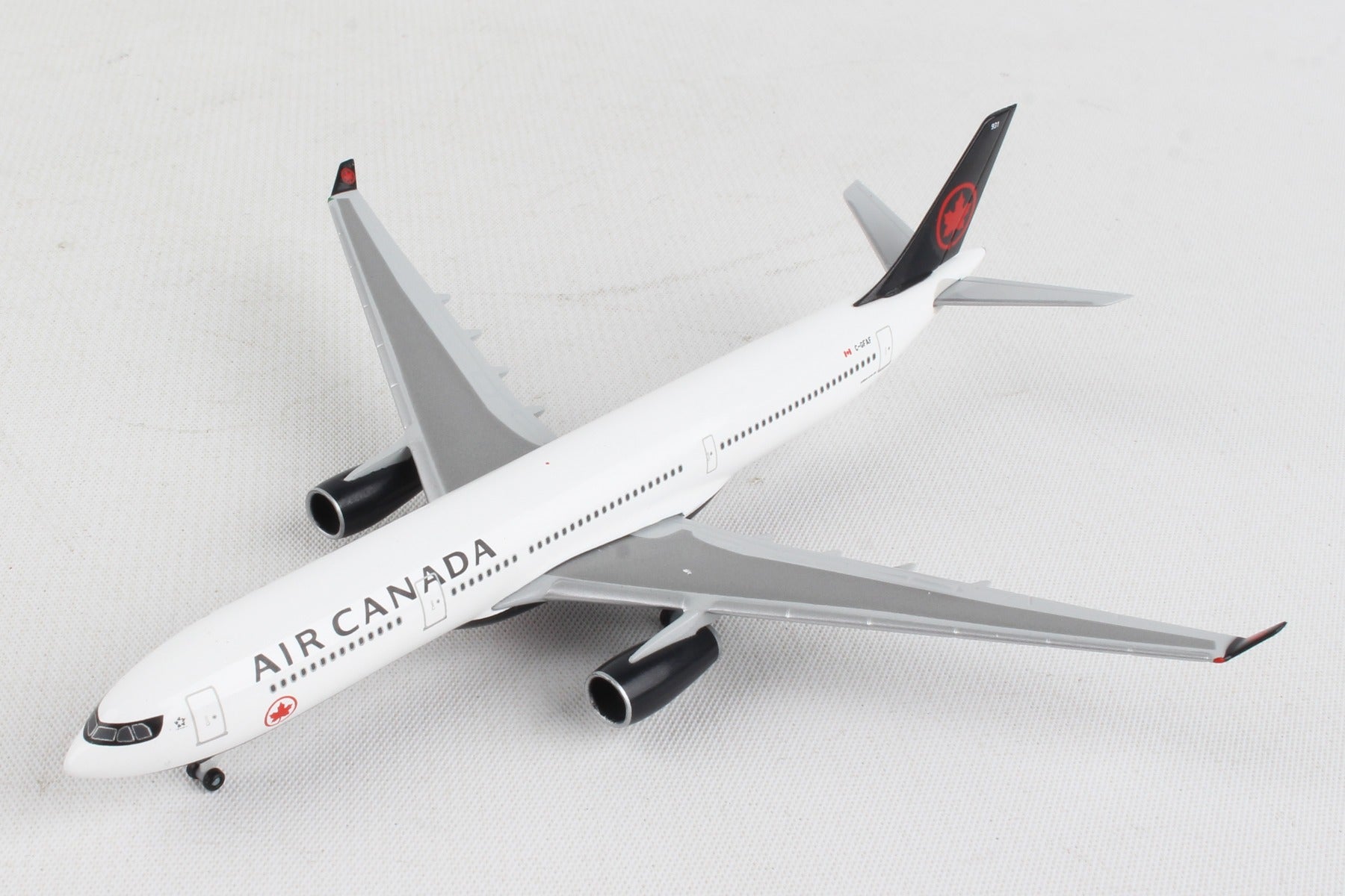 Herpa Wings HE534116 Air Canada A330-300 1/500