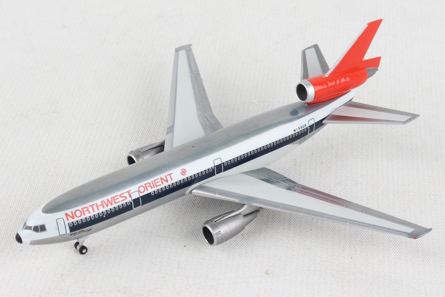 Herpa Wings HE534369 Northwest Dc-10-40 1/500 Dc-10 50Th
