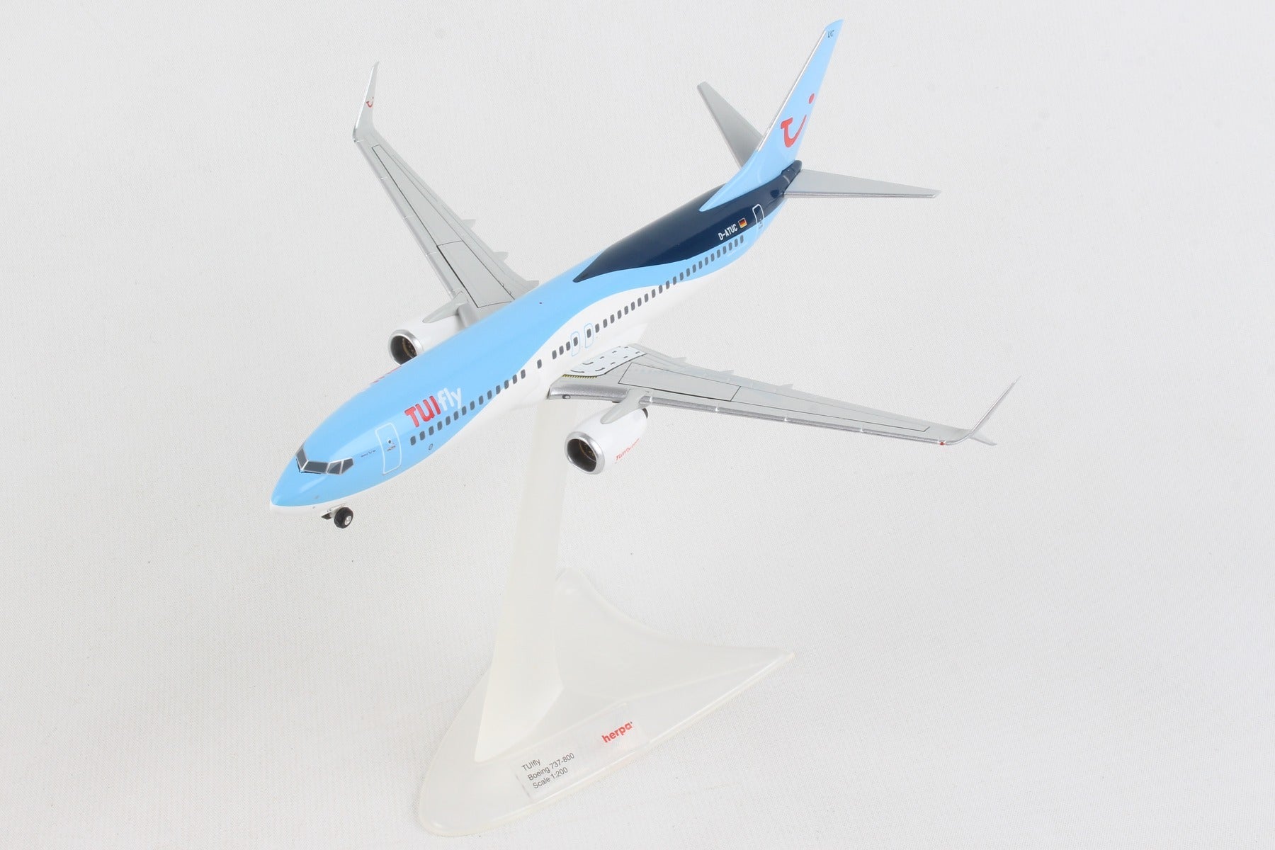 Herpa Wings HE557085 Tuifly 737-800 1/200