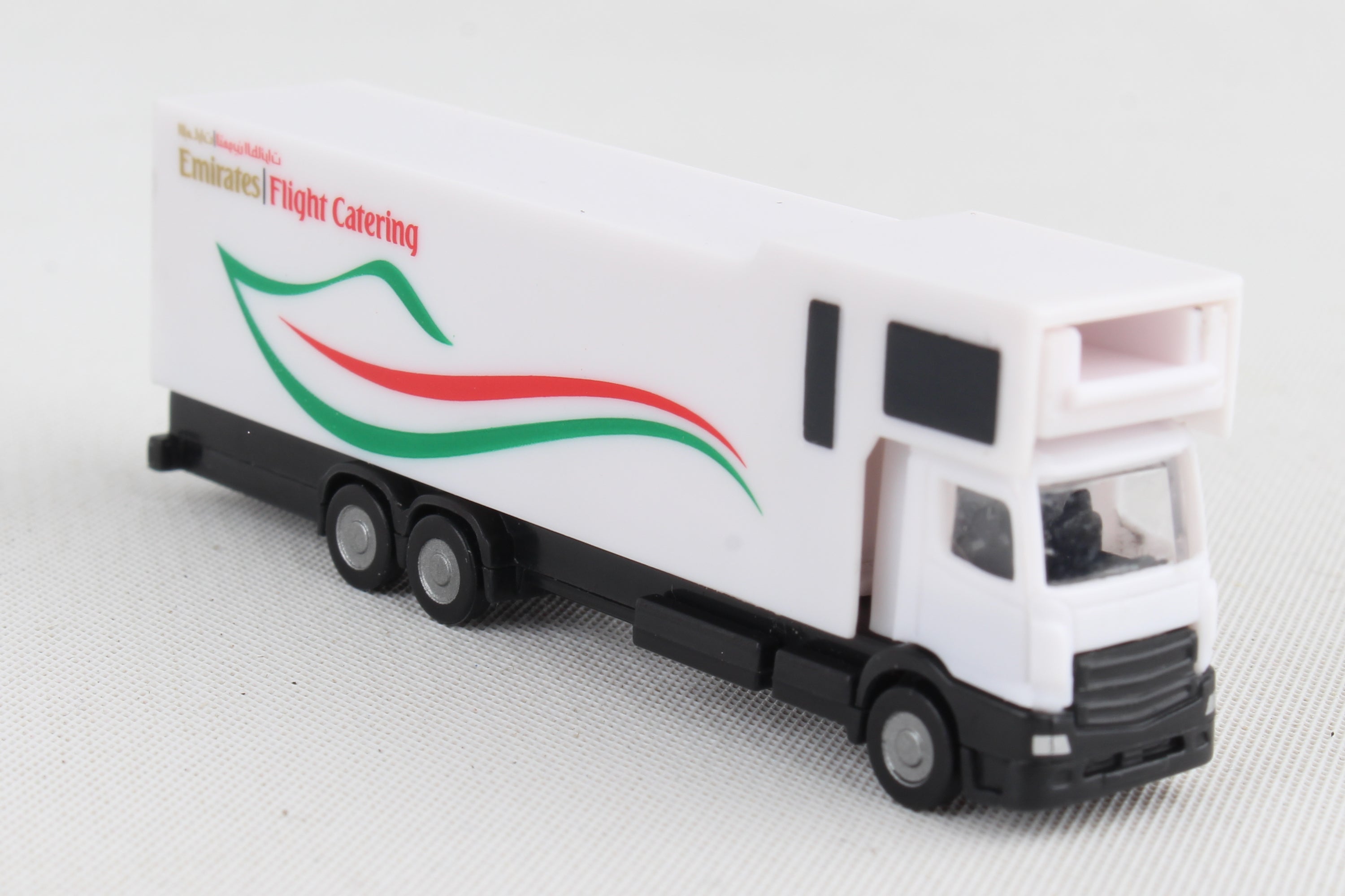 Herpa Wings HE559607 Emirates A380 Catering Truck 1/200