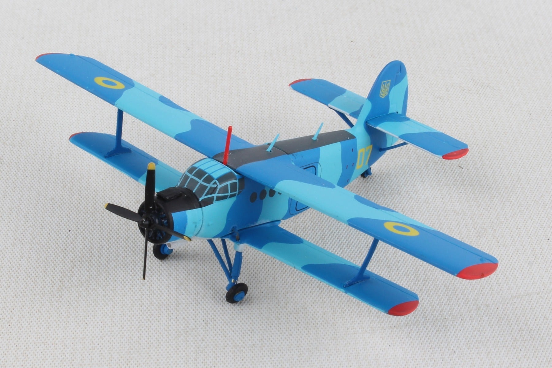 Herpa Wings HE559713 Ukrainian Navy An2 1/200 Naval Aviation Sqn