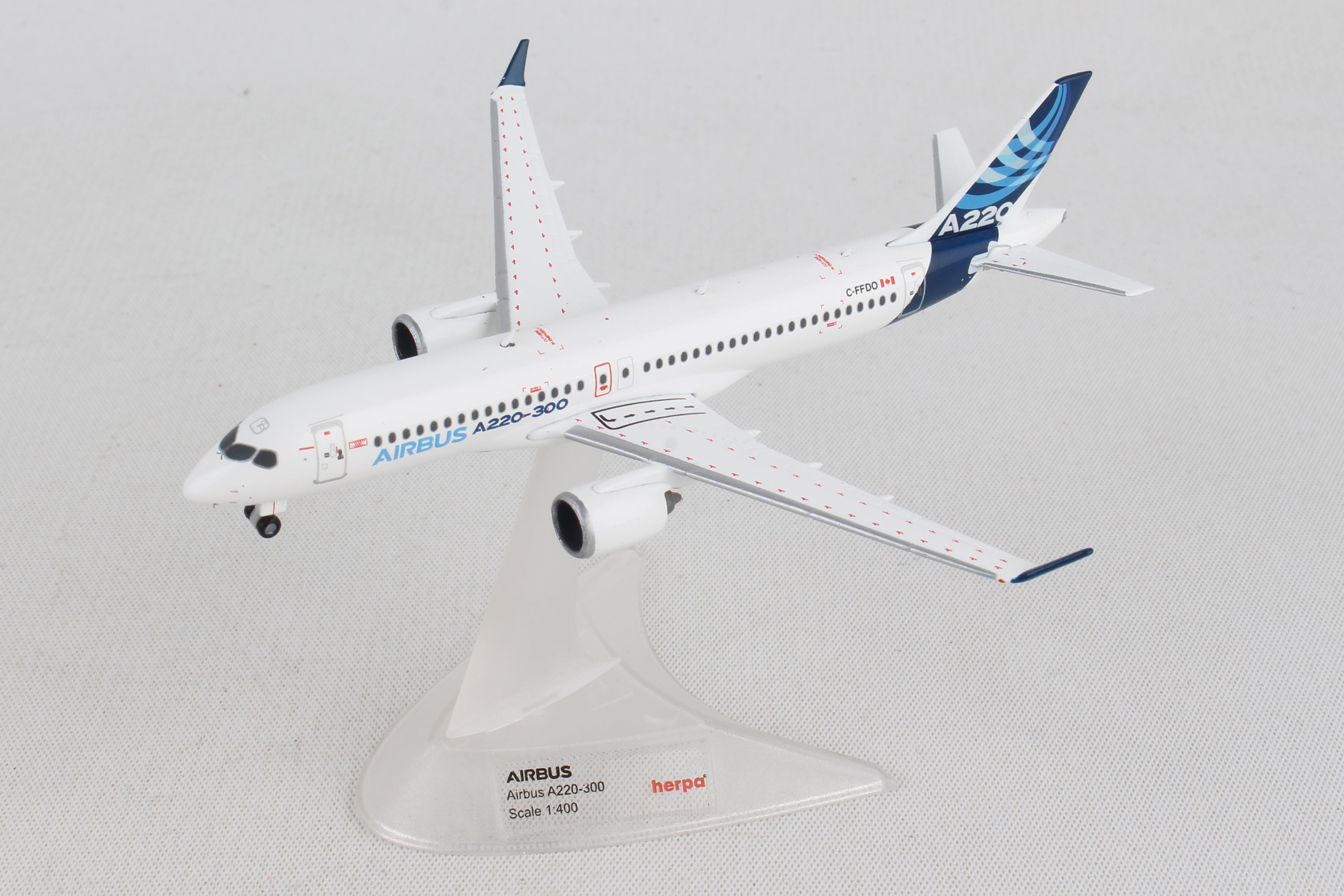 Herpa Wings HE562690 Airbus House A220-300 1/400