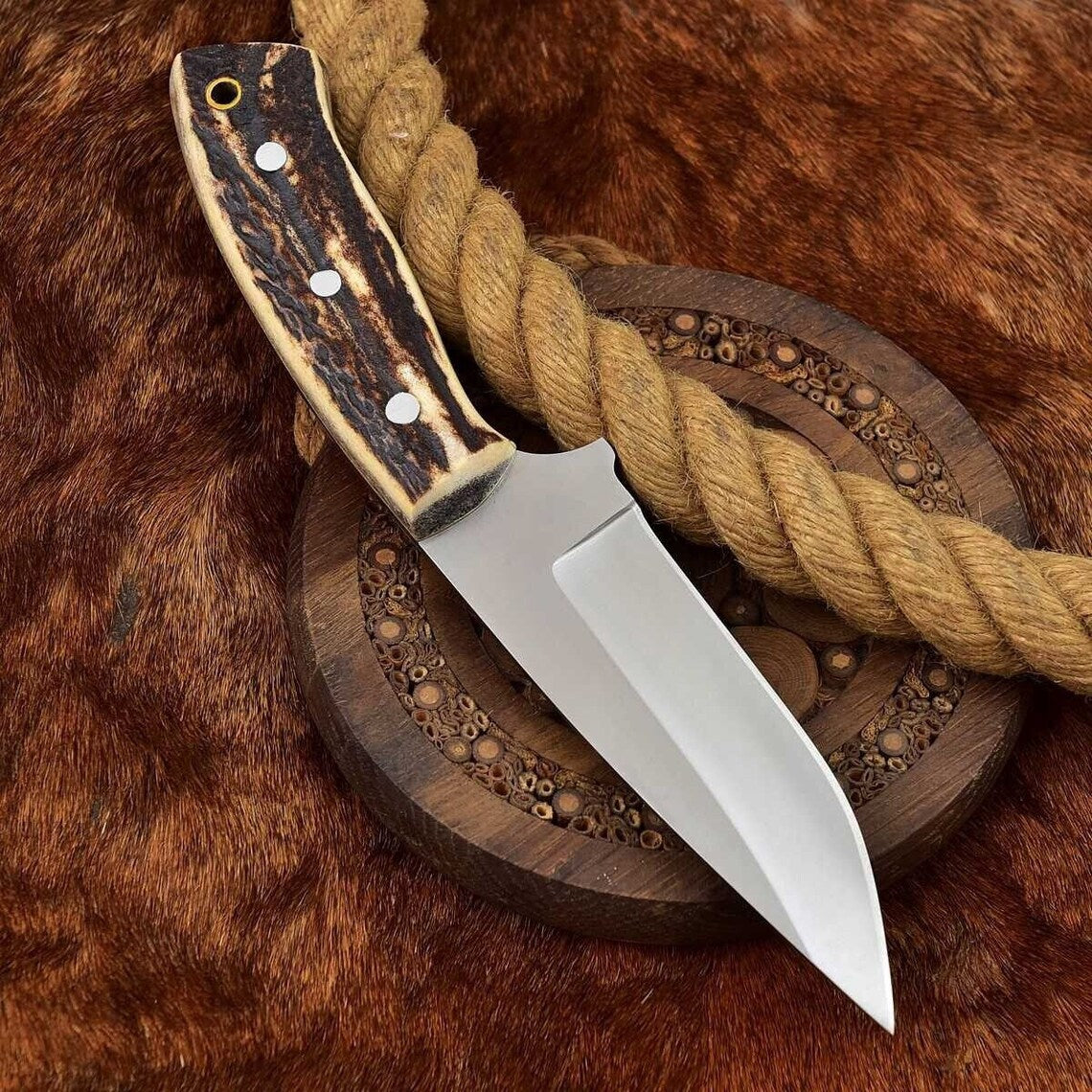 Custom Handmade Great Skinning Knife with Leather Sheath