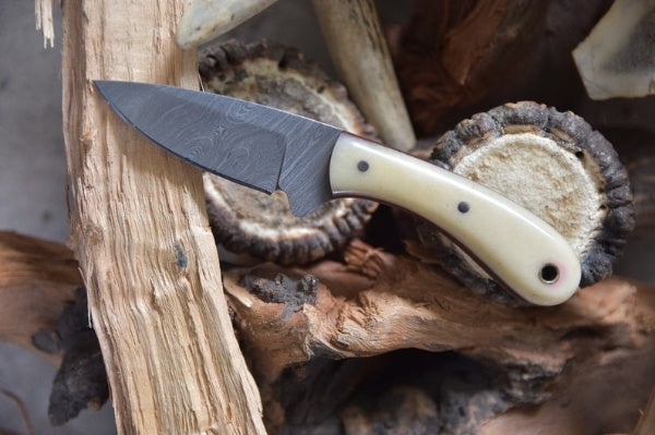 Ranch Handmade Damascus Steel Blade EDC Skinner Knife