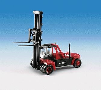 Kibri 11751 HO Scale 30 Years Kibri - Intermodal Equipment -- Kalmar Forklift Type Crane