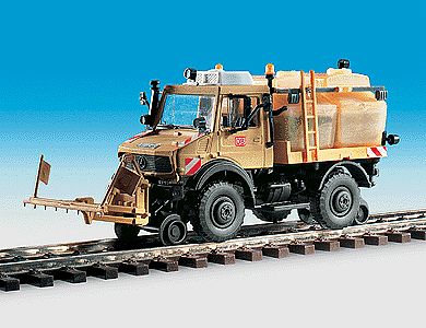 Kibri 16303 HO Scale Maintenance/Work Train Equipment (Nonpowered Plastic Kits) -- Unimog Euro II Hyrail Weed Sprayer Truck - DB