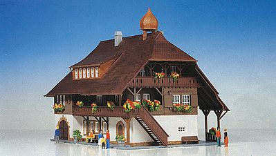 Kibri 38074 HO Scale Black Forest Farm House -- 8 x 6"  20.5 x 15cm