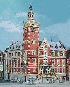 Kibri 38381 HO Scale Leer Town Hall -- 11-13/16 x 8-7/8 x 13-3/4"  30 x 22.5 x 35cm
