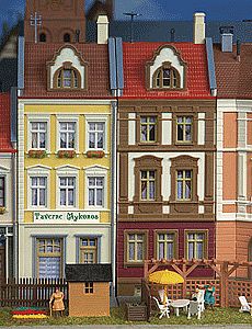 Kibri 38383 HO Scale Ballhausplatz Townhouse -- 5-5/16 x 4-3/4 x 7-7/16"  13.5 x 12 x 18.9cm