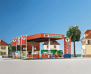 Kibri 38705 HO Scale Modern Gas Pump Island -- SB-Tankstelle