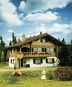 Kibri 38805 HO Scale Chalet in Brienz -- 4-3/4 x 3-1/2 x 2-3/4"  12 x 9 x 7cm