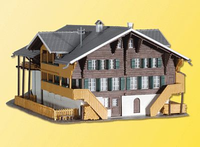 Kibri 38807 HO Scale Farm in Simmentaler -- 7-7/8 x 5-1/2 x 3-1/2"  20 x 14 x 9cm