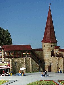 Kibri 38915 HO Scale City Wall with Round Tower in Weil -- 9-7/8 x  5-5/16 x 10-5/8"  25 x 13.5 x 27cm