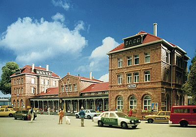 Kibri 39371 HO Scale Calw Station -- 21-11/16 x 6-5/16 x 6-5/16"  55 x 16 x 16cm