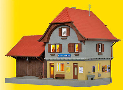 Kibri 39490 HO Scale Hausernmoos Emmental Station w/Lights -- Kit - 7-7/8 x 5-1/2 x 6-1/8"  20 x 14 x 15.5cm