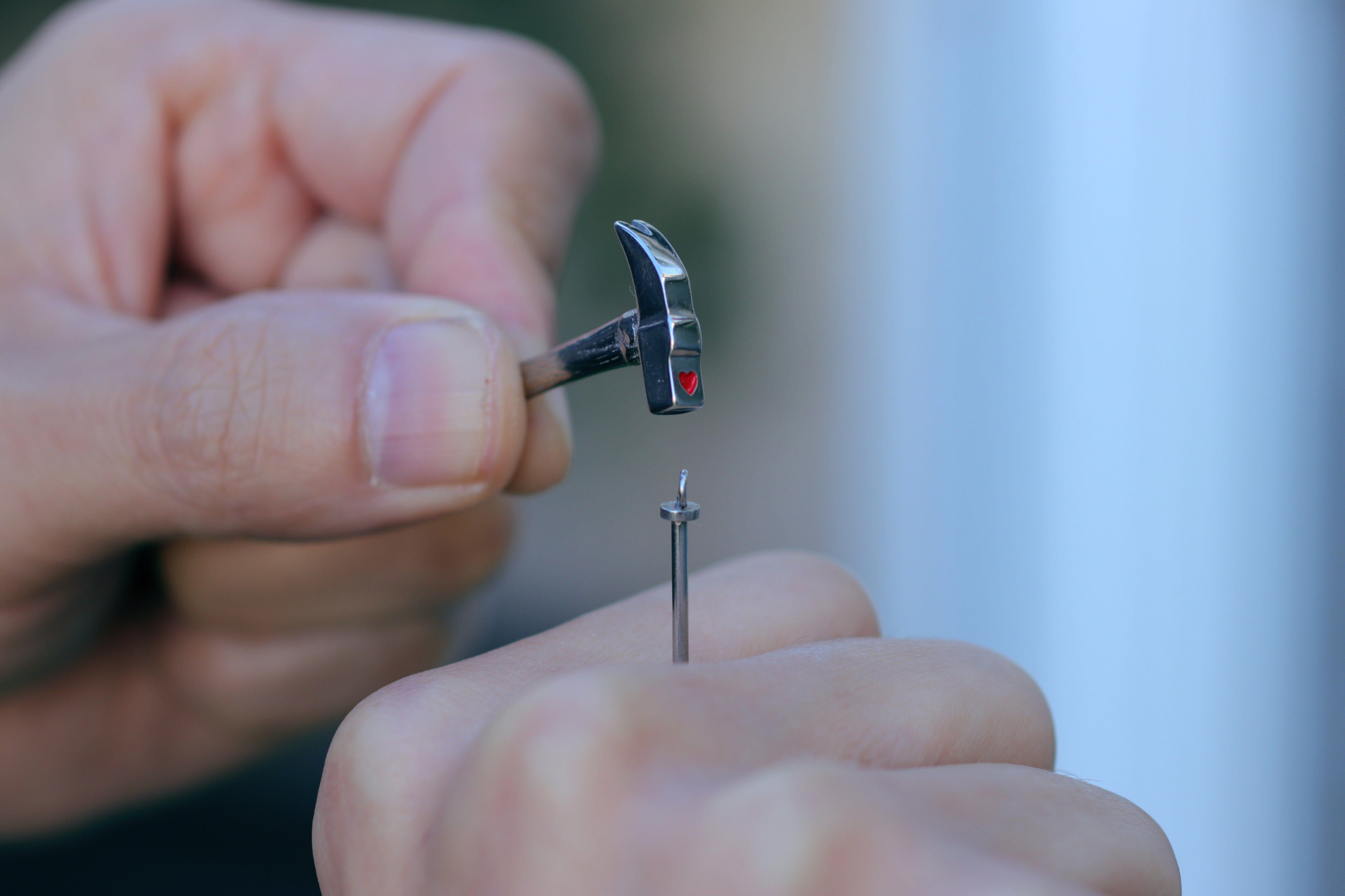 Jujutsu Kaisen™ Nobara's Hammer & Nail Earrings