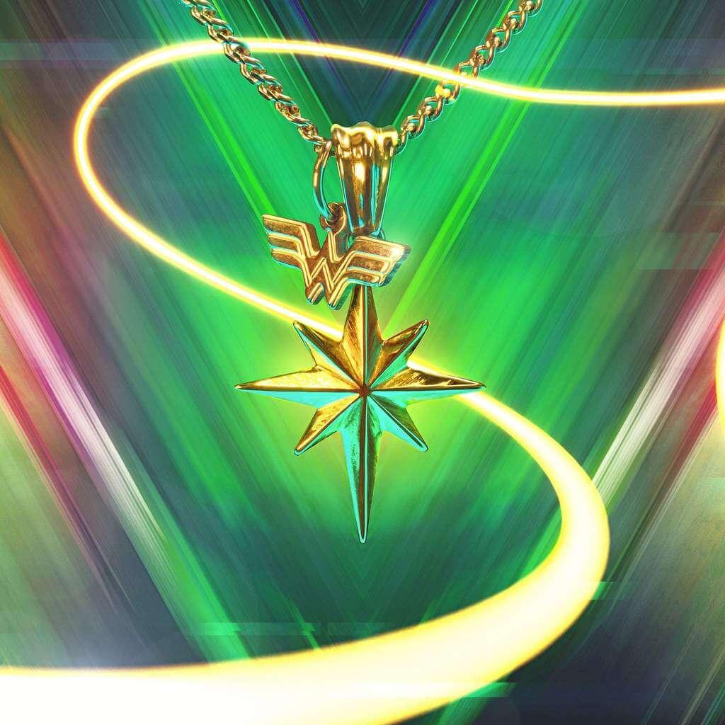 DC Comics™ Gold Star Pendant