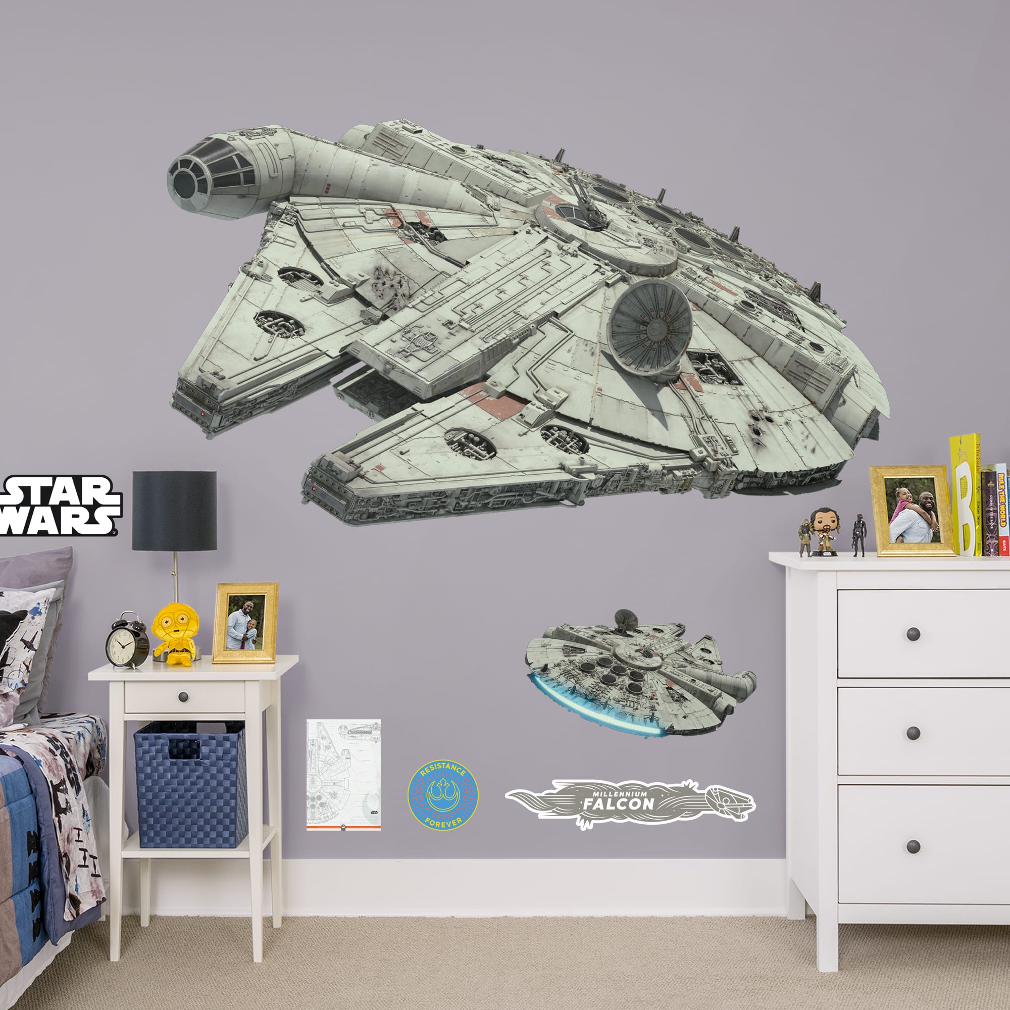 Millennium Falcon - Star Wars: The Rise of Skywalker - Officially Licensed Removable Wall Decal