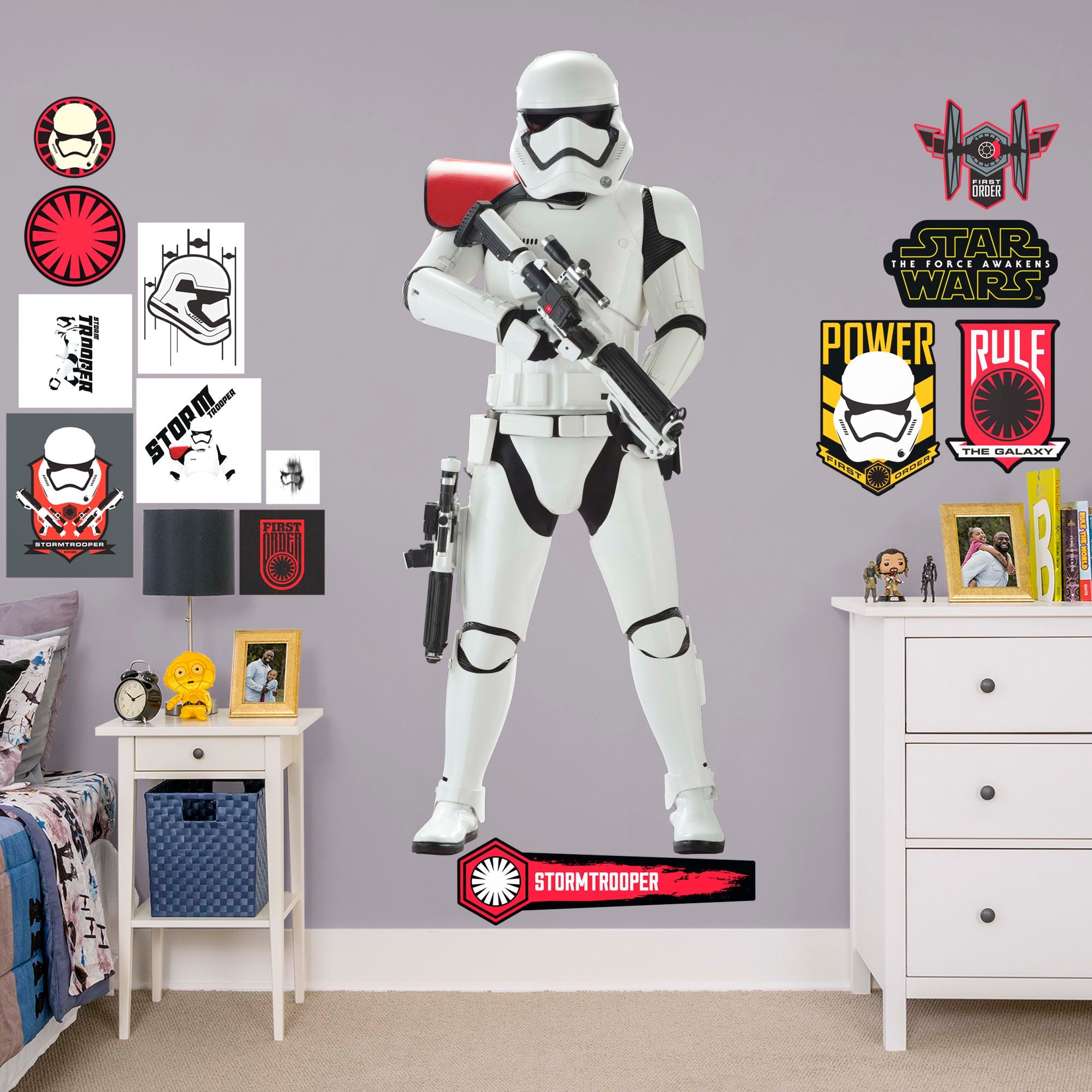 Stormtrooper - Star Wars: The Force Awakens - Officially Licensed Removable Wall Decal