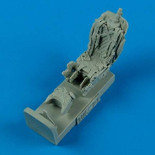 Quickboost 48507 1/48 MiG21PFM/MF/ BIS/SMT Ejection Seat w/Safety Belts