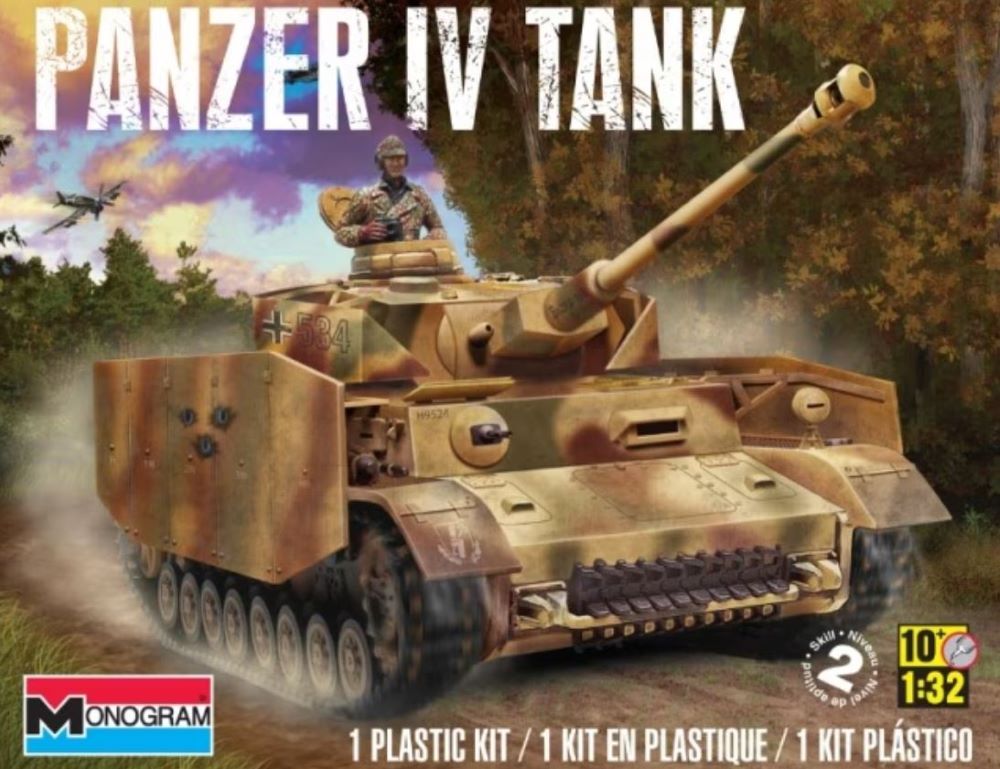 Revell Monogram 7861 1/32 Panzer IV Tank w/2 Crew