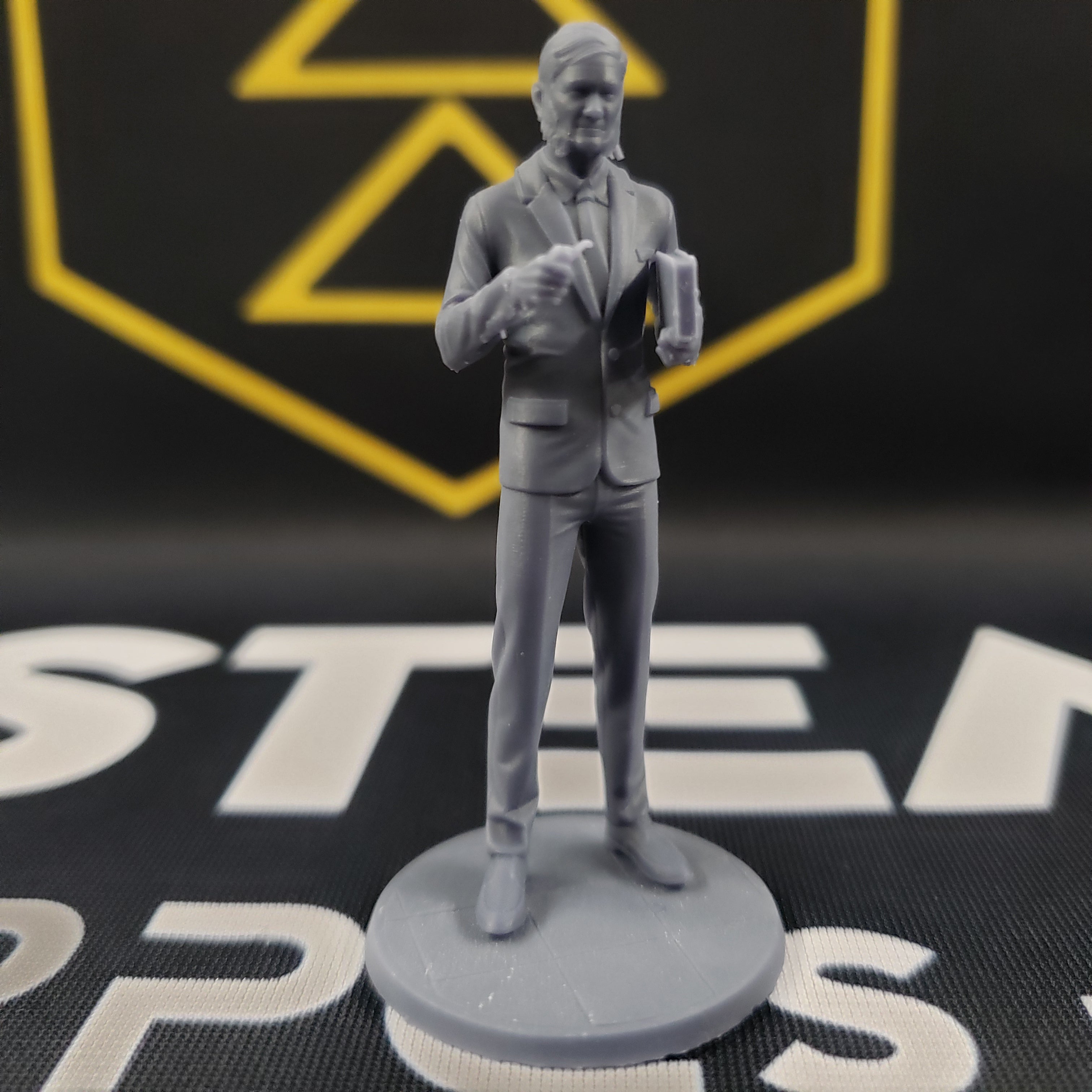 Arkham Compatible Investigator: The Professor (Harvey Walters)