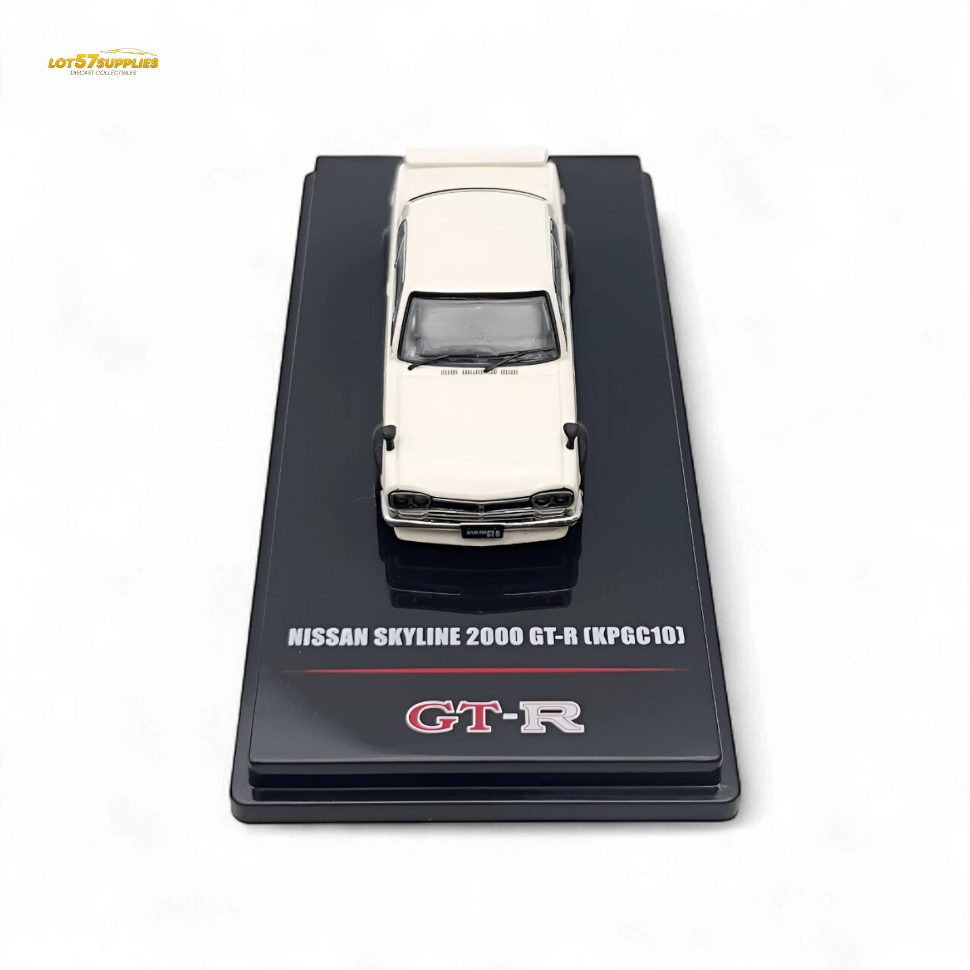 Inno64 Nissan Skyline 2000 GT-R (KPGC10) in White 1:64