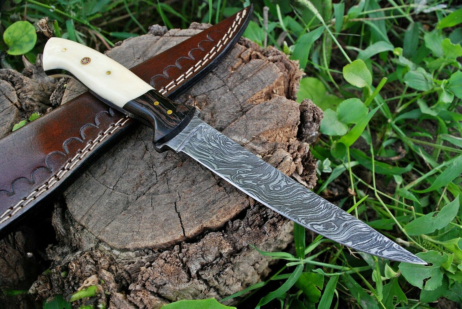 Custom Handmade Damascus Steel Fillet Knife with Wenge Wood and Bone Handle - 11-inch Overall Length"
