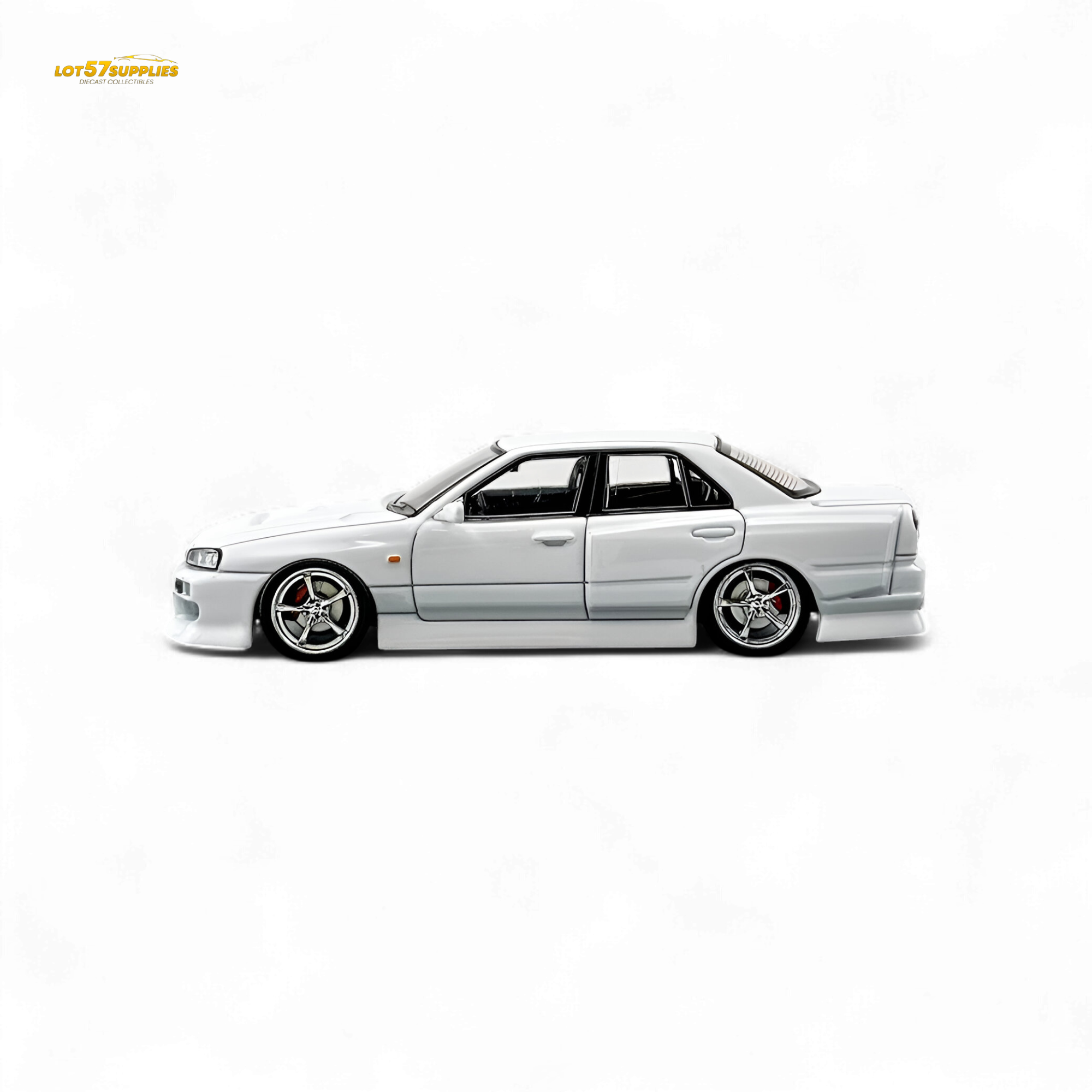 Mortal ER34 SKYLINE URAS Pearl White 1:64