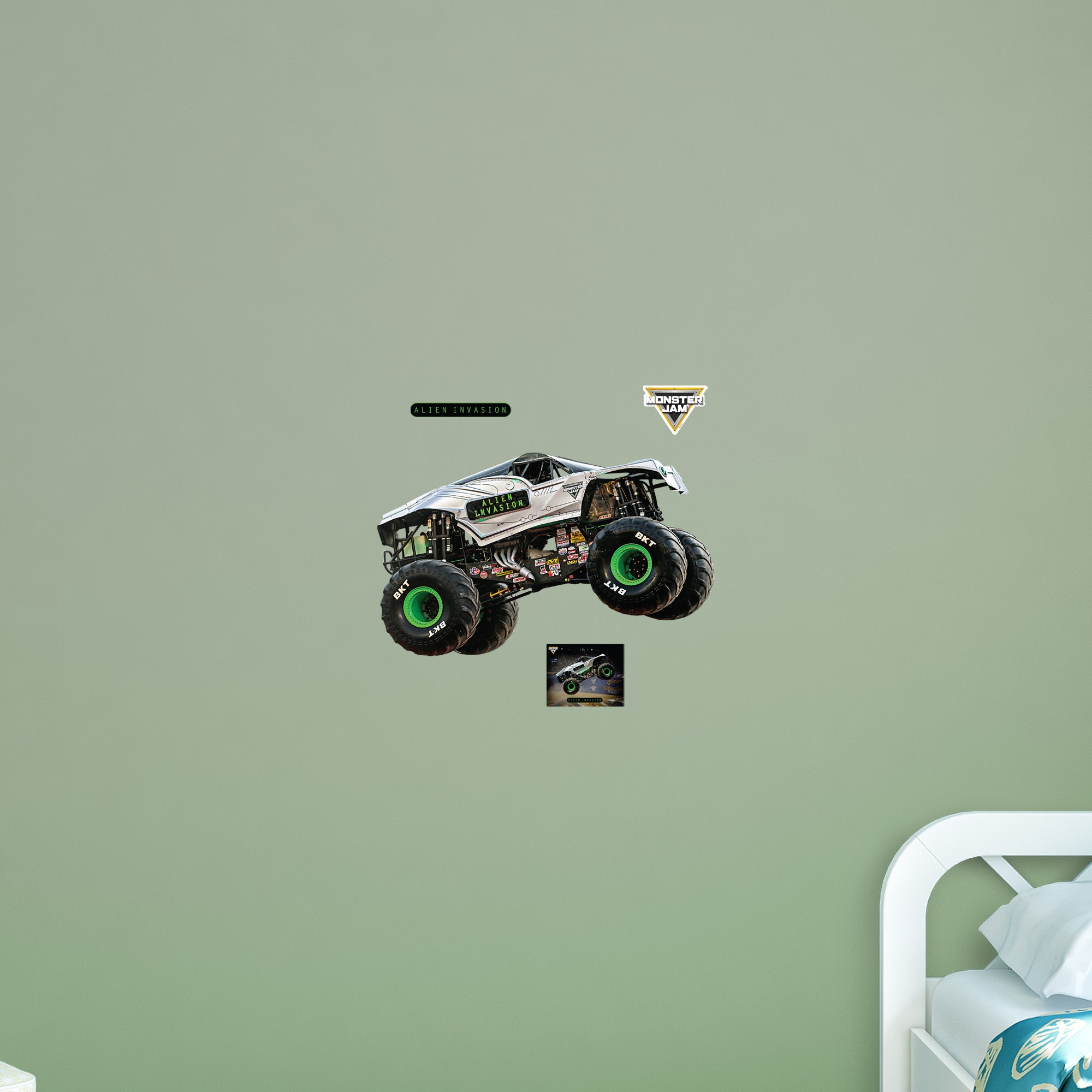 Alien Invasion - Monster Jam - RealBig Collection - Official Monster Jam - Reusable Vinyl Wall Decals