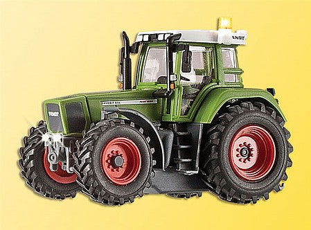 Viessmann 1166 HO Scale Fendt Vario Favorit 926 w/LED Head & Taillights, Amber Roof Flasher -- Green, Red