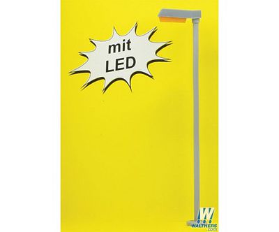 Viessmann 6499 N Scale Modern Streetlight -- Yellow LED 2-3/16"  5.5cm