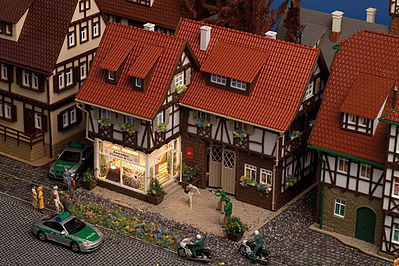 Vollmer 43600 HO Scale Burgalized Jewelry Shop -- Kit - 5-3/4 x 5 x 4-3/4"  14.7 x 12.8 x 12cm