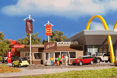 Vollmer 43636 HO Scale McCafe (McDonald's Coffee House) -- Kit - 4-1/2 x 3-3/4 x 1-3/4"  11.5 x 9.5 x 4.5cm