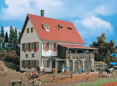 Vollmer 43721 HO Scale 2-Story Stucco Farmhouse w/Shed/Garage - Kit (Plastic) -- 6-11/16 x 4-3/4 x 4-3/4"  17 x 12 x 12cm