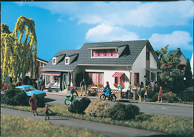 Vollmer 43723 HO Scale House w/Photo Shop -- 6-7/8 x 4-3/8 x 3"  17.5 x 11 x 7.5cm