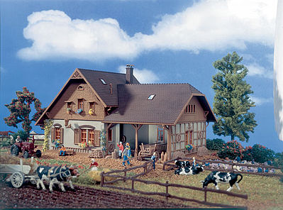 Vollmer 43744 HO Scale Farmhouse w/Shed -- 8-3/8 x 5 x 4-7/8"  21 x 12.5 x 12cm