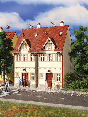 Vollmer 43843 HO Scale Semi-Detached Stucco House 2-Pack -- Kit - White, 4-1/16 x 3-1/4 x 5-1/4"  10.4 x 8.3 x 13.3cm
