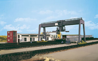 Vollmer 45624 HO Scale Overhead Crane -- 10 x 4-3/4 x 6-1/2"  25.5 x 12 x 16.5cm