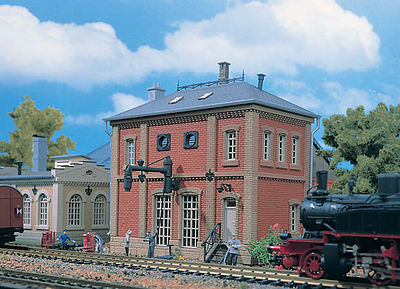 Vollmer 45708 HO Scale Pumphouse w/Loco Water Spout -- 5-1/2 x 1-5/8 x 4-5/8"  13.8 x 11.5 x 4cm