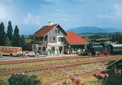 Vollmer 47521 N Scale Farm House or Village Station -- 5-3/4 x 4-1/8" 22 x 10.5cm