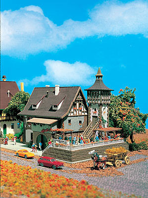 Vollmer 47689 N Scale Vintner's lodge