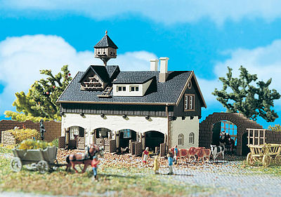 Vollmer 47706 N Scale Stable w/Pigeon Loft -- 4 x 2-1/4" 10.2 x 5.8cm